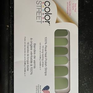 Color Street nail polish strips